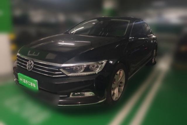 Ojetý Volkswagen Magotan 2018 Facelift 330TSI DSG Luxury Model