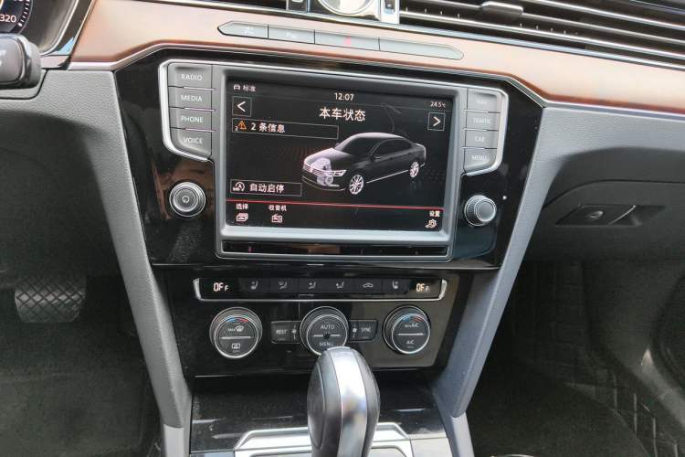 Used Volkswagen Magotan 2018 380TSI DSG Flagship Edition Audio And AC Panel