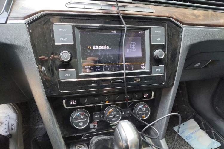 Used Volkswagen Magotan 2018 330TSI DSG Luxury Model Audio And AC Panel