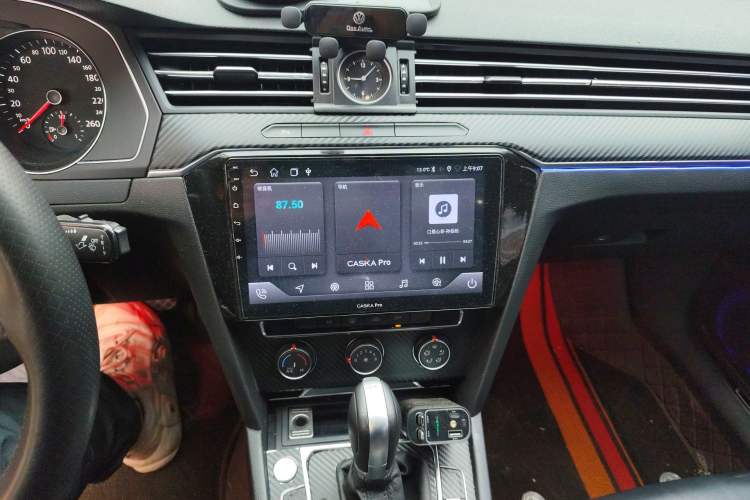 Used Volkswagen Magotan 2018 280TSI DSG Comfort Model Audio And AC Panel