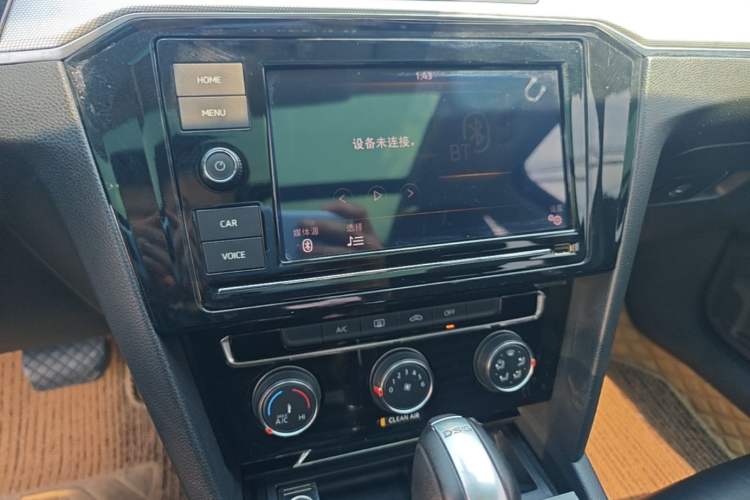 Used Volkswagen Magotan 2018 330TSI DSG Advanced Model Audio And AC Panel