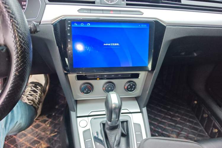 Used Volkswagen Magotan 2018 280TSI DSG Comfort Model Audio And AC Panel