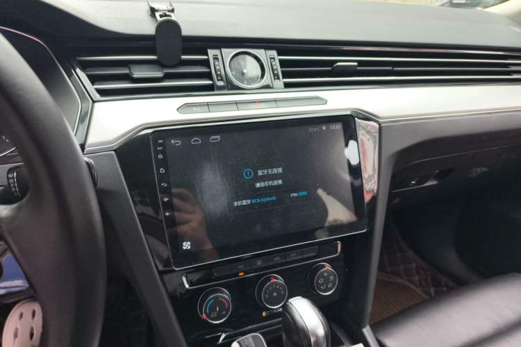 Used Volkswagen Magotan 2018 330TSI DSG Advanced Model Audio And AC Panel
