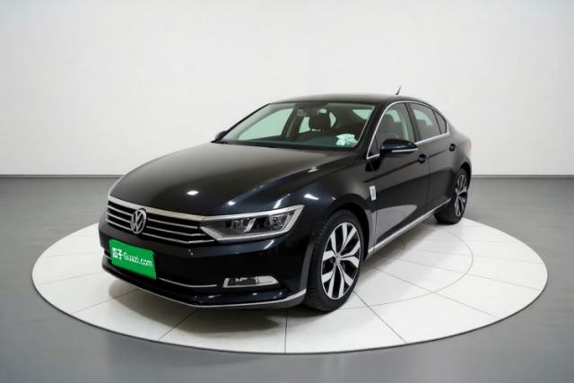 Ojetý Volkswagen Magotan 2018 Facelift 330TSI DSG Luxury Model