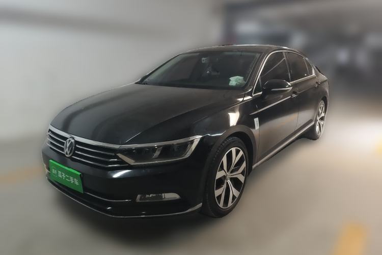 Used Volkswagen Magotan 2018 Facelift 330TSI DSG Luxury Model Guazi used car, China used car export, Used car for sale, Used  cars, Cheapest cars for sale