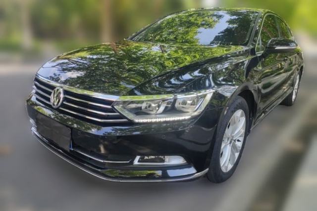 Volkswagen Magotan 2018 Facelift 330TSI DSG Luxury Model usado