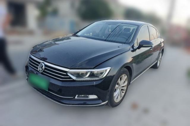 Volkswagen Magotan 2018 Facelift 330TSI DSG Luxury Model usado