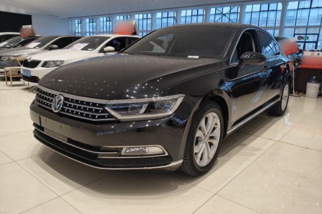 Ojetý Volkswagen Magotan 2018 Facelift 330TSI DSG Luxury Model