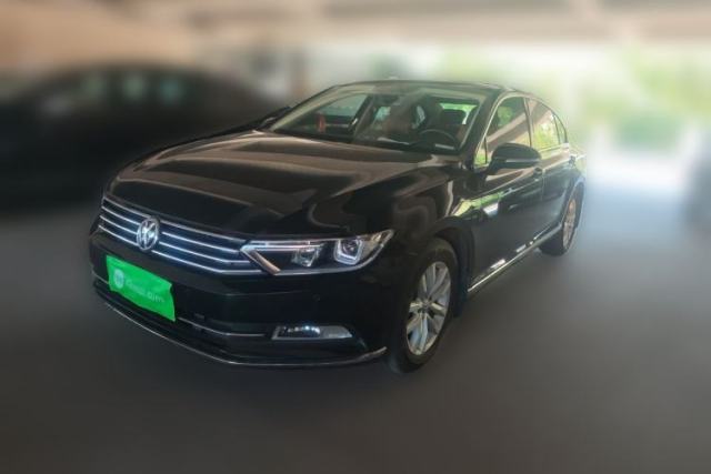 Ojetý Volkswagen Magotan 2018 280TSI DSG Comfort Model