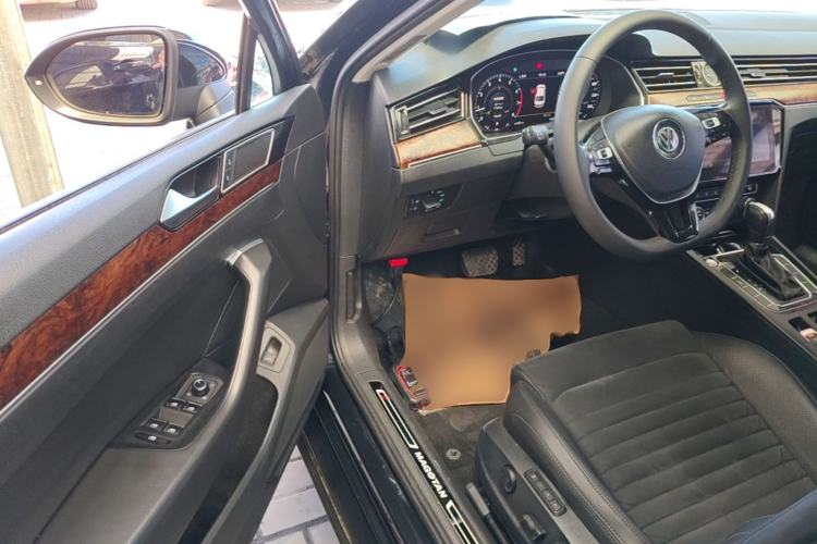 Used Volkswagen Magotan 2018 330TSI DSG Luxury Model Driver Seat