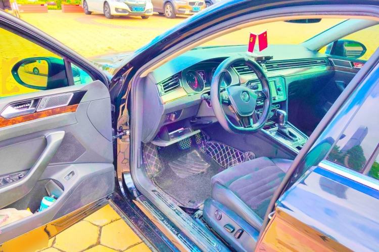 Used Volkswagen Magotan 2018 330TSI DSG Luxury Model Driver Seat