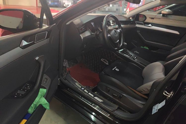 Used Volkswagen Magotan 2018 330TSI DSG Advanced Model Driver Seat