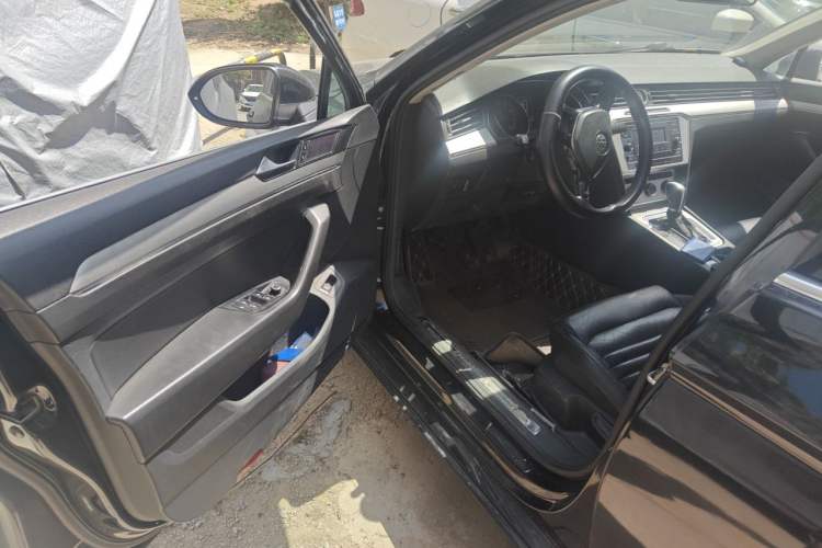 Used Volkswagen Magotan 2018 280TSI DSG Enjoyment Model Driver Seat