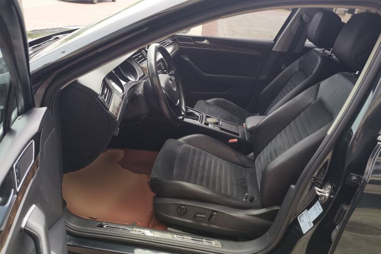 Used Volkswagen Magotan 2018 330TSI DSG Luxury Model Driver Seat