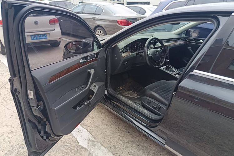 Used Volkswagen Magotan 2018 330TSI DSG Luxury Model Driver Seat