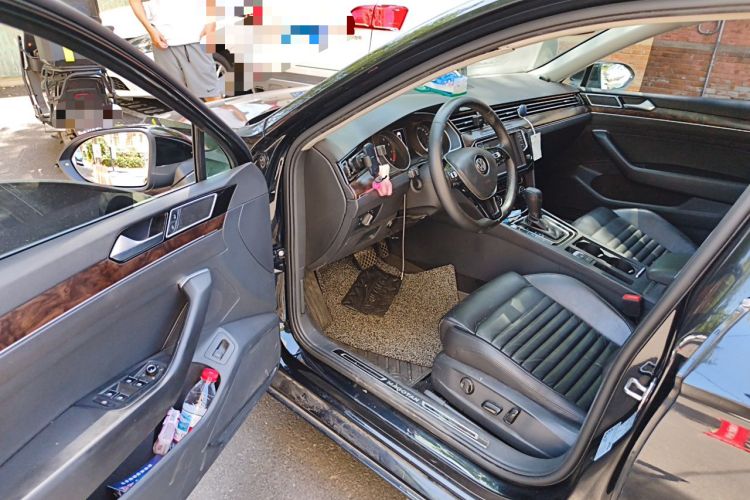 Used Volkswagen Magotan 2018 330TSI DSG Luxury Model Driver Seat