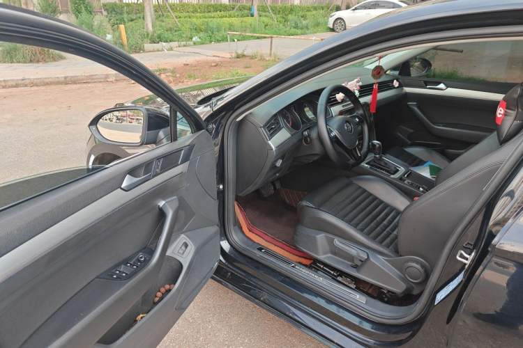 Used Volkswagen Magotan 2018 280TSI DSG Enjoyment Model Driver Seat