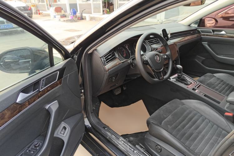 Used Volkswagen Magotan 2018 330TSI DSG Luxury Model Driver Seat