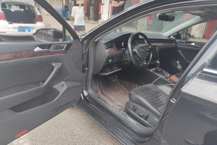 Used Volkswagen Magotan 2018 330TSI DSG Luxury Model Driver Seat