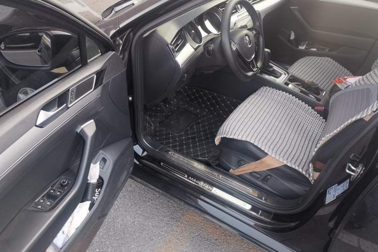 Used Volkswagen Magotan 2018 330TSI DSG Advanced Model Driver Seat