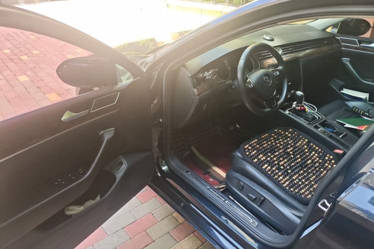 Used Volkswagen Magotan 2018 Facelift 330TSI DSG Luxury Model Driver Seat