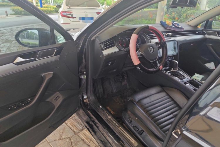 Used Volkswagen Magotan 2018 330TSI DSG Advanced Model Driver Seat