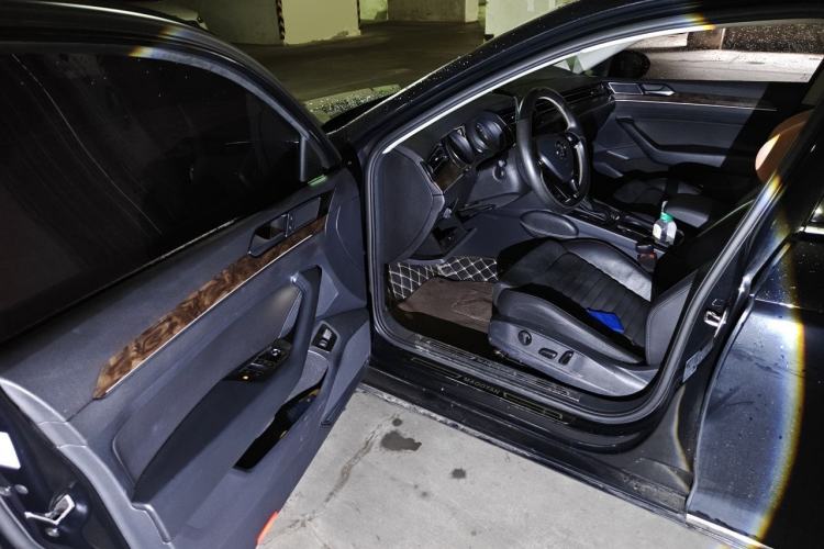 Used Volkswagen Magotan 2018 330TSI DSG Luxury Model Driver Seat