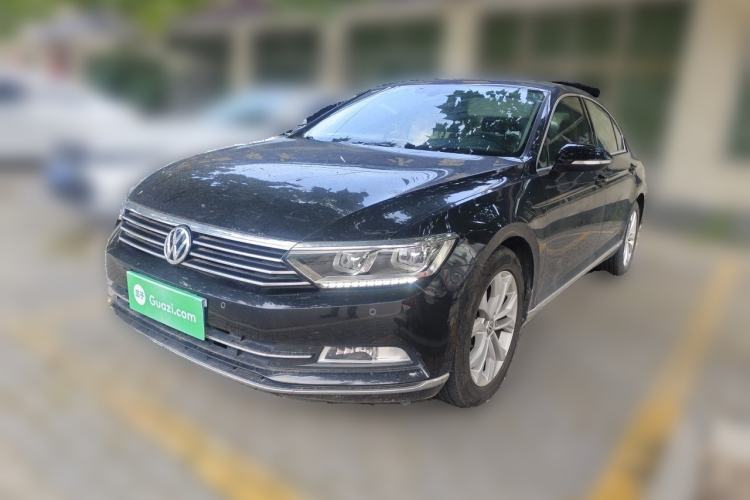Used Volkswagen Magotan 2018 330TSI DSG Luxury Model Guazi used car, China used car export, Used car for sale, Used cars, Cheapest cars for sale
