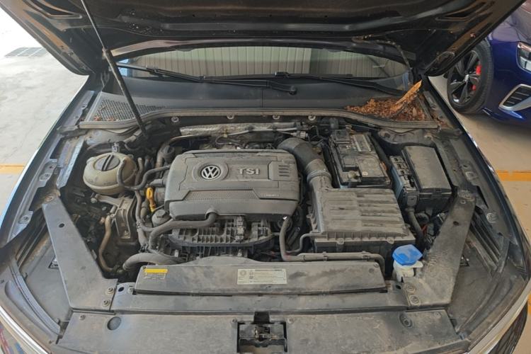 Used Volkswagen Magotan 2018 Facelift 380TSI DSG Luxury Version Engine Bay