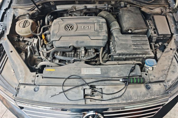 Used Volkswagen Magotan 2018 330TSI DSG Luxury Model Engine Bay