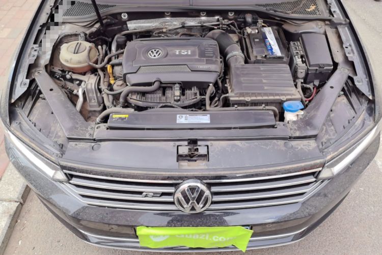 Used Volkswagen Magotan 2018 330TSI DSG Advanced Model Engine Bay