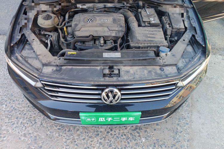 Used Volkswagen Magotan 2018 330TSI DSG Advanced Model Engine Bay