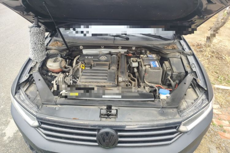 Used Volkswagen Magotan 2018 280TSI DSG Comfort Model Engine Bay