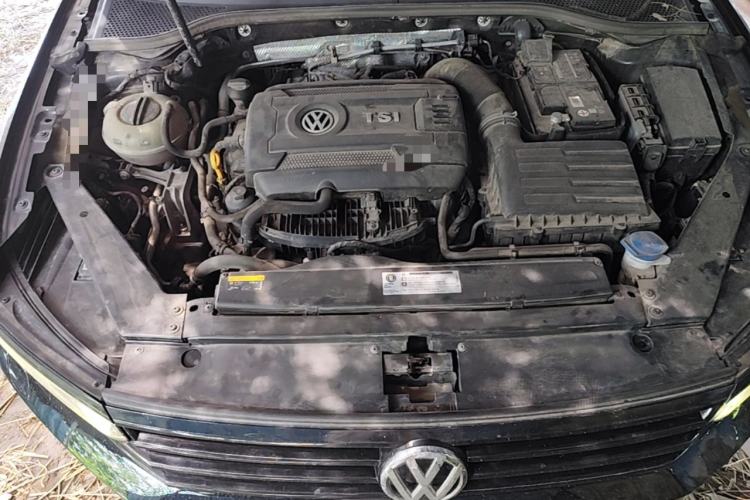 Used Volkswagen Magotan 2018 330TSI DSG Luxury Model Engine Bay