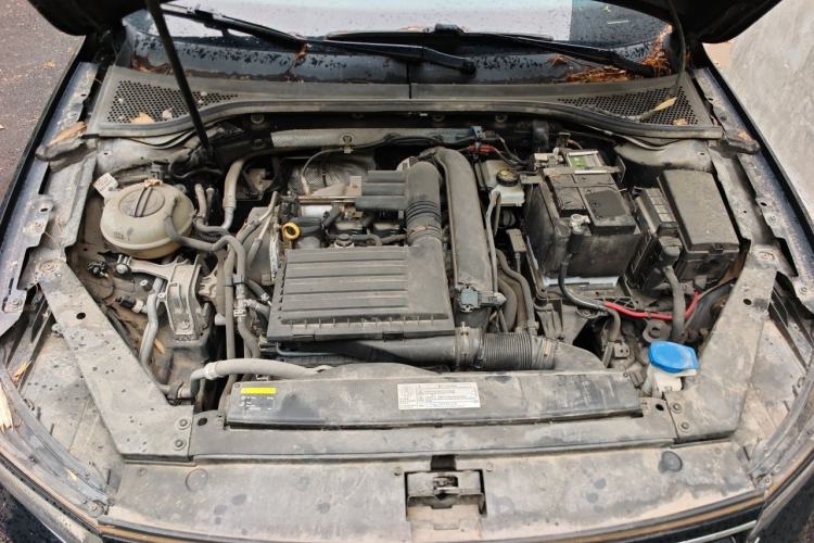 Used Volkswagen Magotan 2018 280TSI DSG Comfort Model Engine Bay
