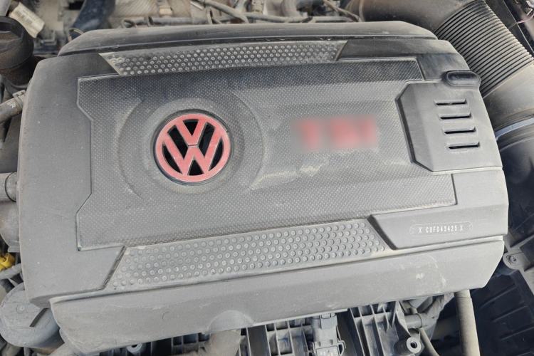 Used Volkswagen Magotan 2018 Facelift 330TSI DSG Luxury Model Engine Bay