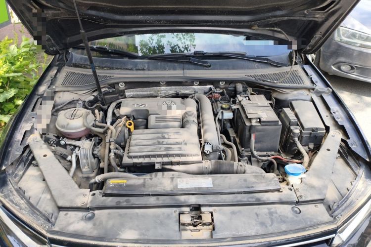 Used Volkswagen Magotan 2018 280TSI DSG Comfort Model Engine Bay