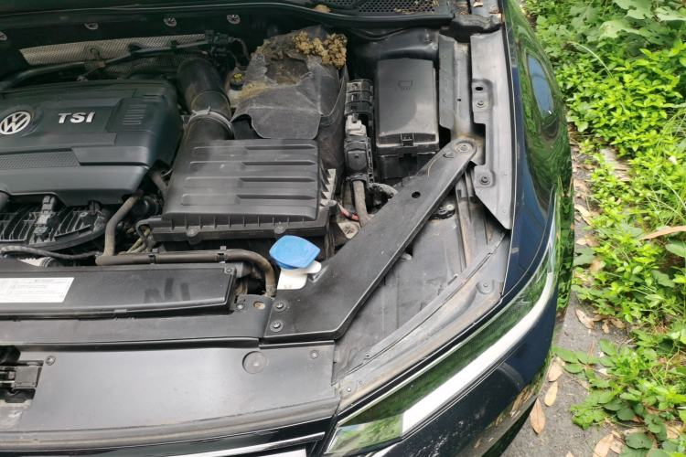 Used Volkswagen Magotan 2018 330TSI DSG Advanced Model Engine Bay Left