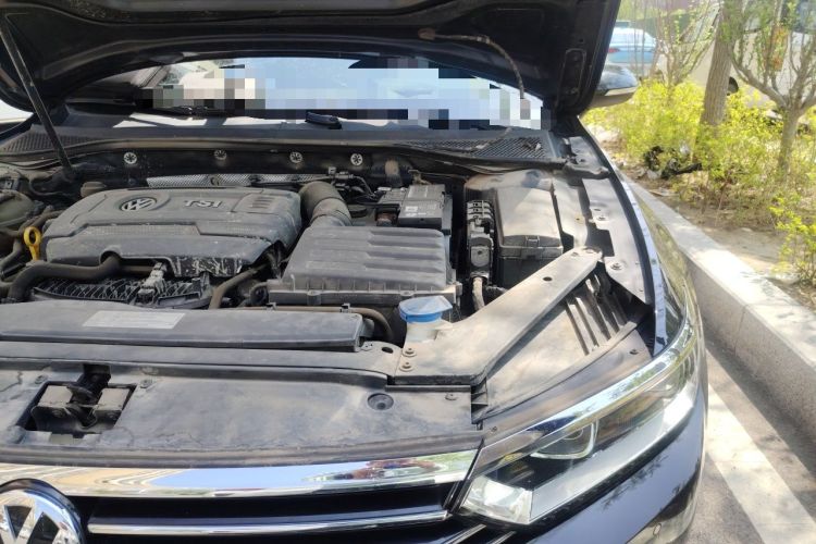 Used Volkswagen Magotan 2018 Facelift 330TSI DSG Luxury Model Engine Bay Left
