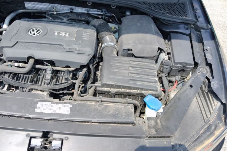 Used Volkswagen Magotan 2018 Facelift 330TSI DSG Luxury Model Engine Bay Left