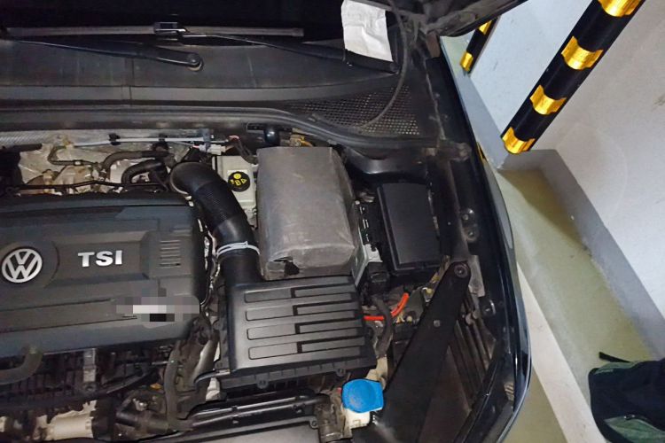 Used Volkswagen Magotan 2018 380TSI DSG Luxury Model Engine Bay Left
