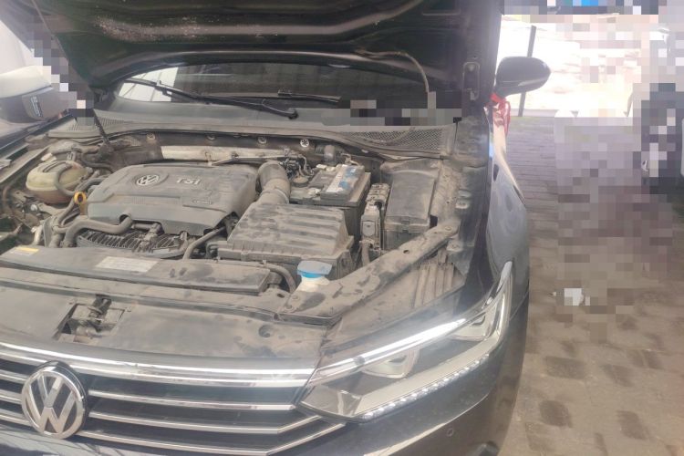 Used Volkswagen Magotan 2018 330TSI DSG Luxury Model Engine Bay Left