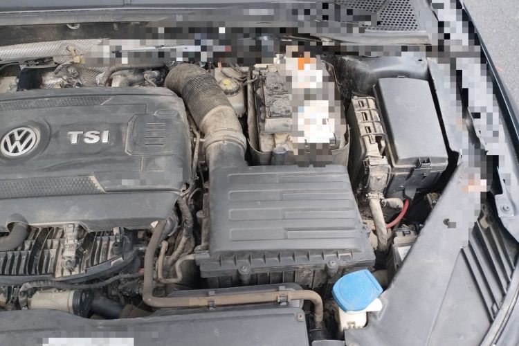 Used Volkswagen Magotan 2018 Facelift 330TSI DSG Luxury Model Engine Bay Left
