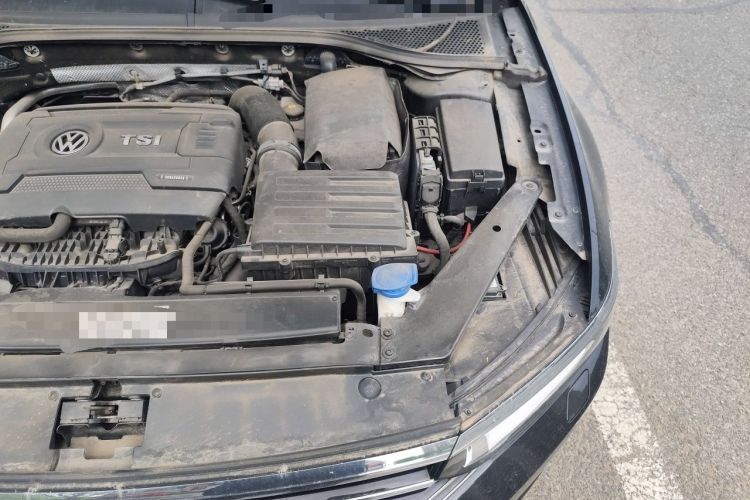 Used Volkswagen Magotan 2018 380TSI DSG Prestige Model Engine Bay Left