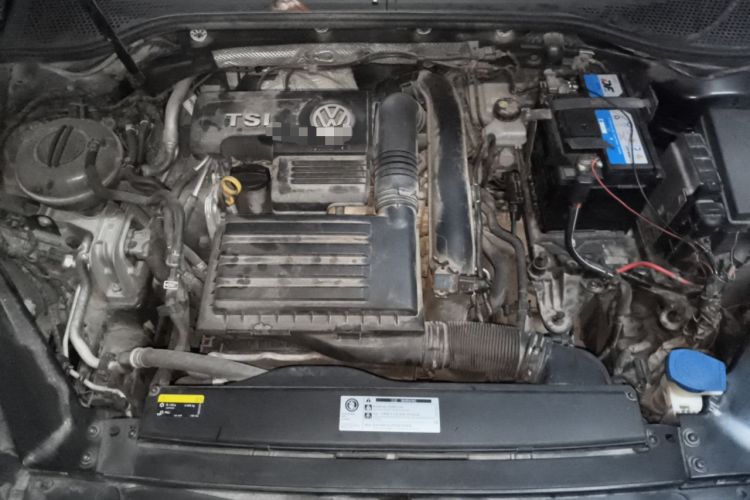 Used Volkswagen Magotan 2018 280TSI DSG Comfort Model Engine Bay