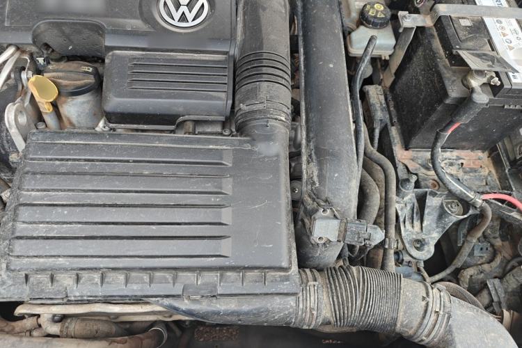 Used Volkswagen Magotan 2018 280TSI DSG Enjoyment Model Engine Bay