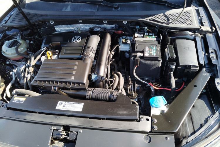 Used Volkswagen Magotan 2018 280TSI DSG Leading Model Engine Bay