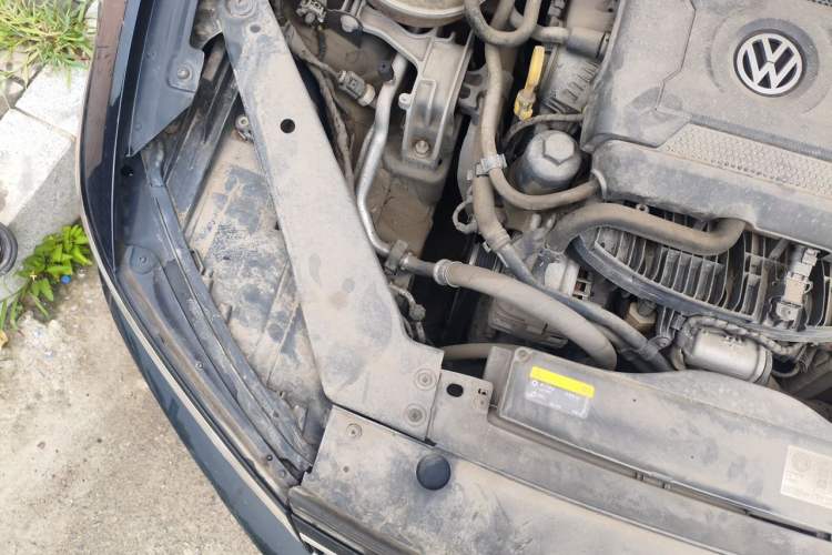 Used Volkswagen Magotan 2018 330TSI DSG Advanced Model Engine Bay Right