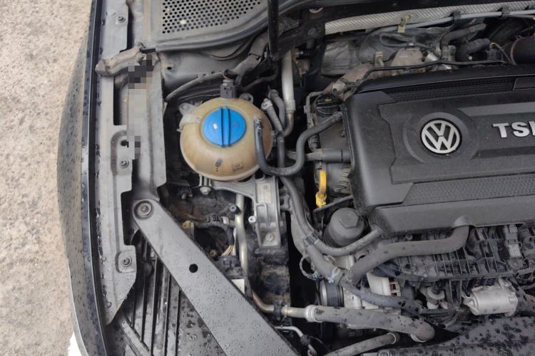 Used Volkswagen Magotan 2018 380TSI DSG Luxury Model Engine Bay Right