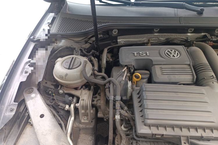 Used Volkswagen Magotan 2018 280TSI DSG Enjoyment Model Engine Bay Right
